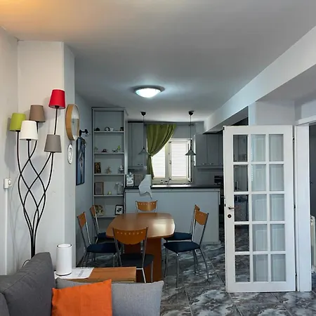 House In Center Ferienhaus